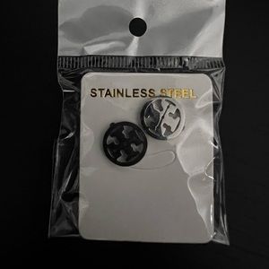 Women’s Earrings Color Silver